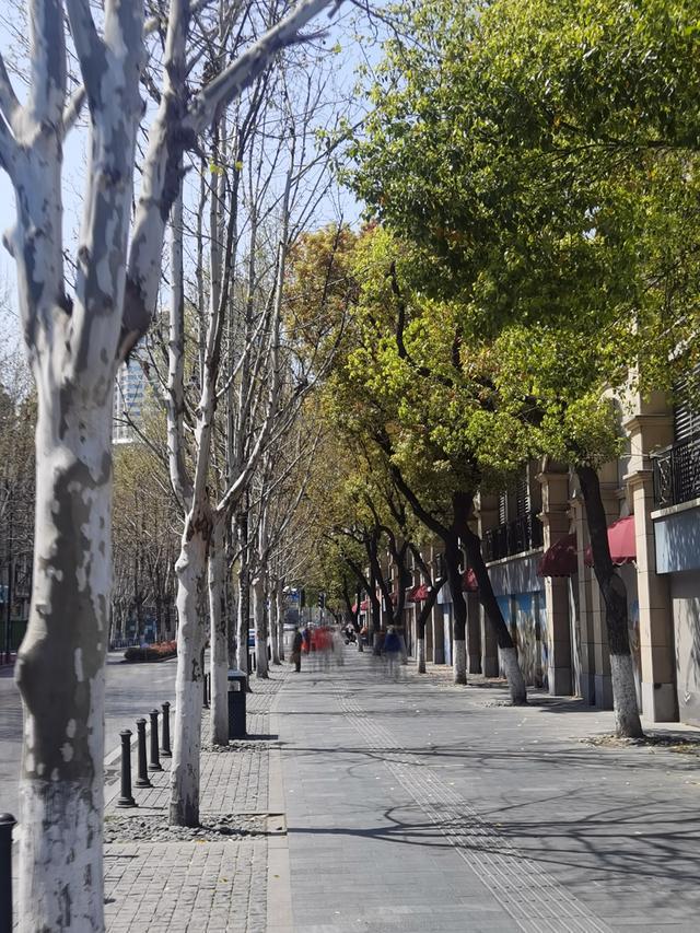 ?url=http%3A%2F%2Fdingyue.ws.126.net%2F2023%2F0423%2F531d43c3j00rtjsq90045c000hs00npg.jpg